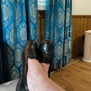 Black crocodile 🐊 loafers size 9W